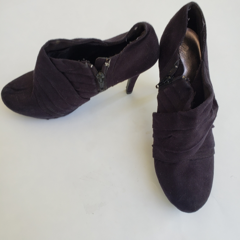 🌼5 FOR $25🌼Mossimo Supply Co. Black Booties